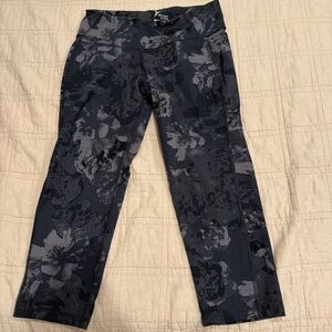 Old Navy Active Black Floral Leggings